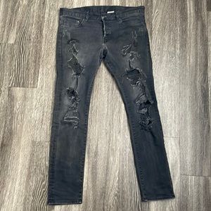 Men H&M distressed jeans